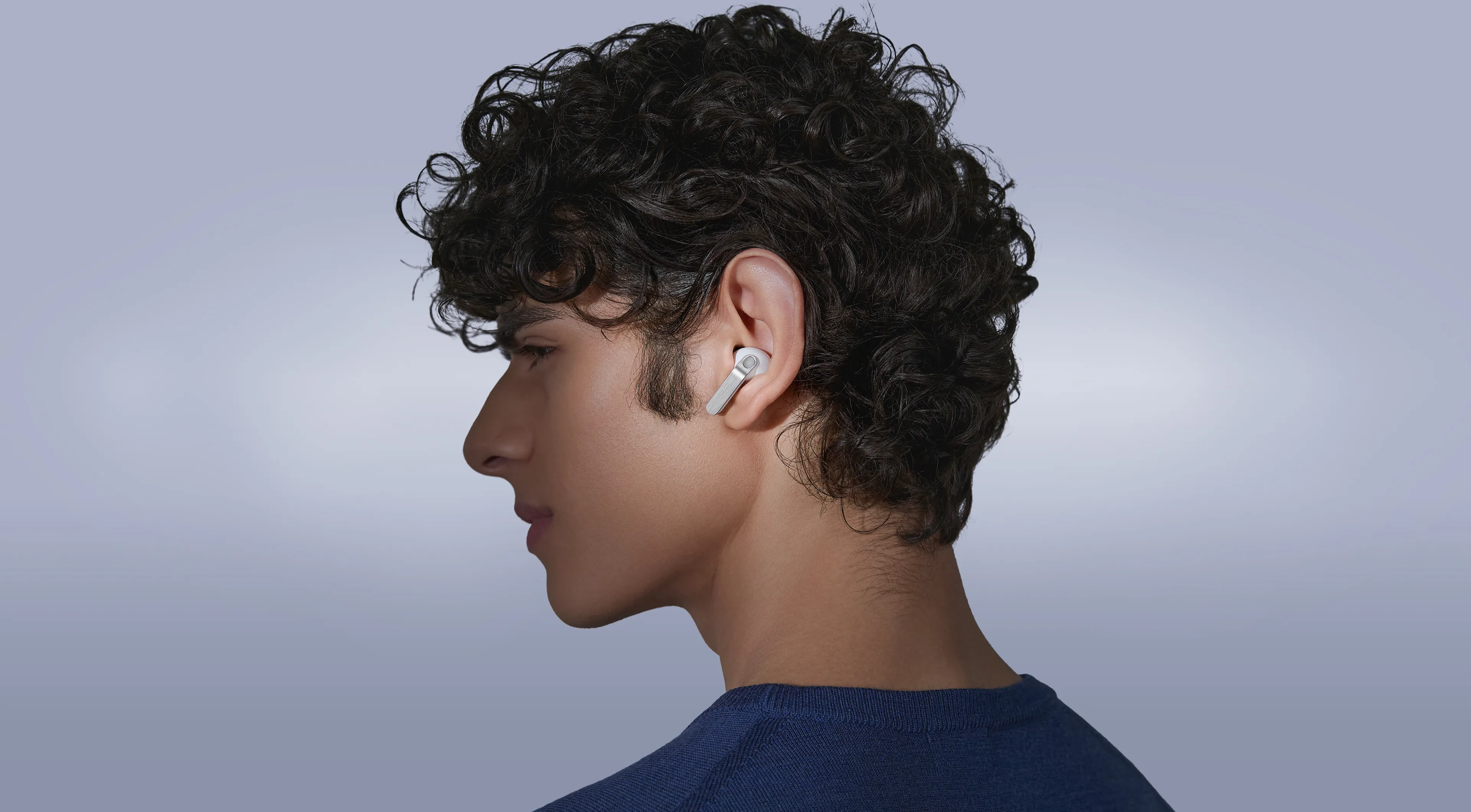 galaxy buds4 pro trên tai